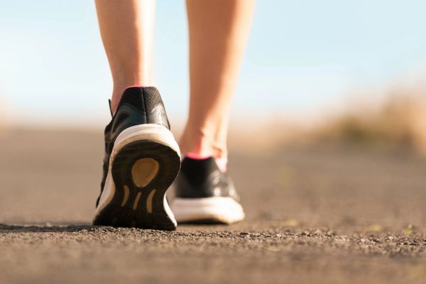Beneficios de caminar 30 minutos al día para la salud cardiovascular